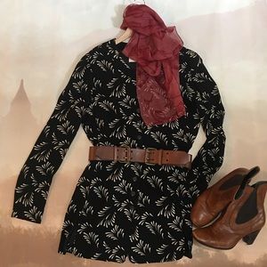 Dana Buchman lightweight long tunic style blazer